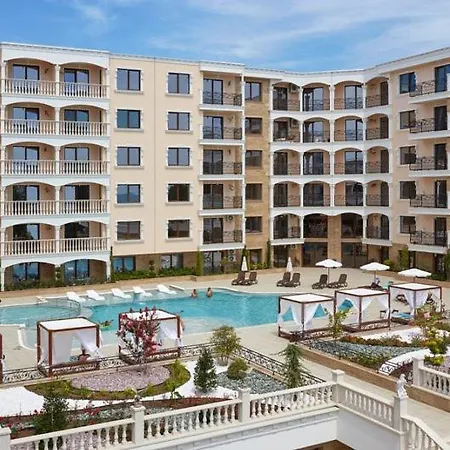 Valencia Gardens Deluxe Апартаменти Несебир