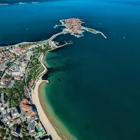 Valencia Gardens Deluxe Апартаменти *