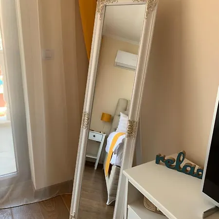 Valencia Gardens Deluxe Апартамент
