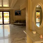 Valencia Gardens Deluxe Apartment
