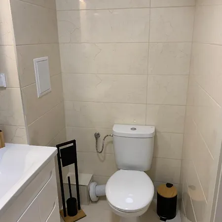 Valencia Gardens Deluxe נסבר