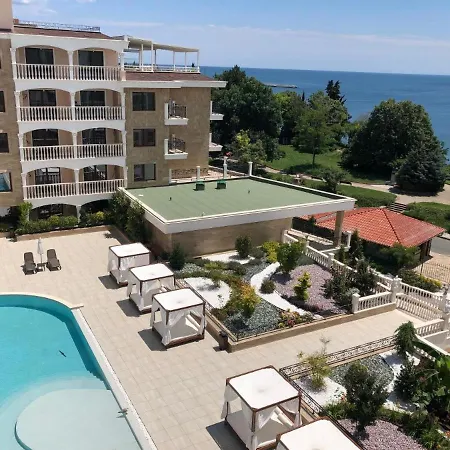 Valencia Gardens Deluxe Nesebar