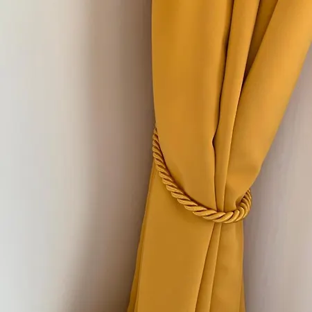 Valencia Gardens Deluxe * נסבר